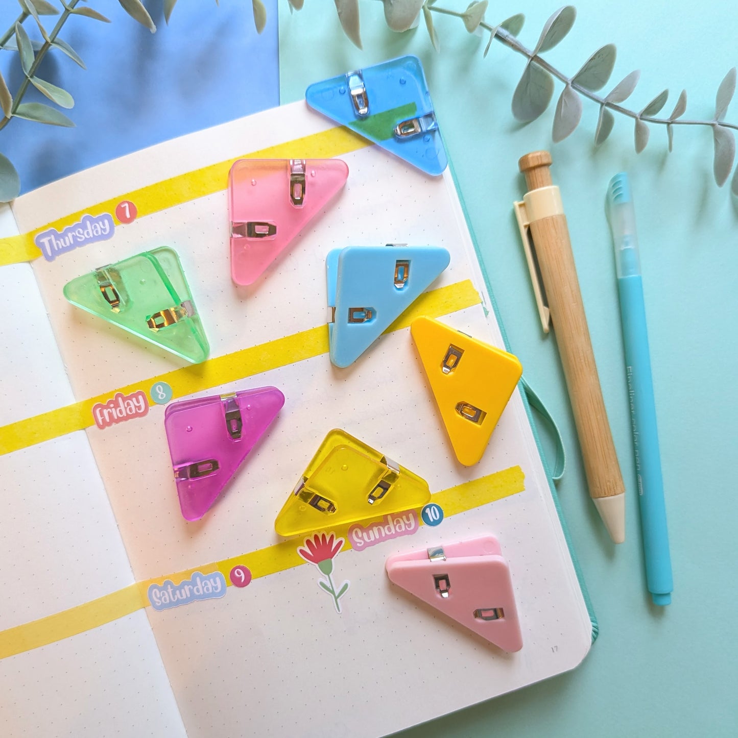Corner Paper Clip Bookmark