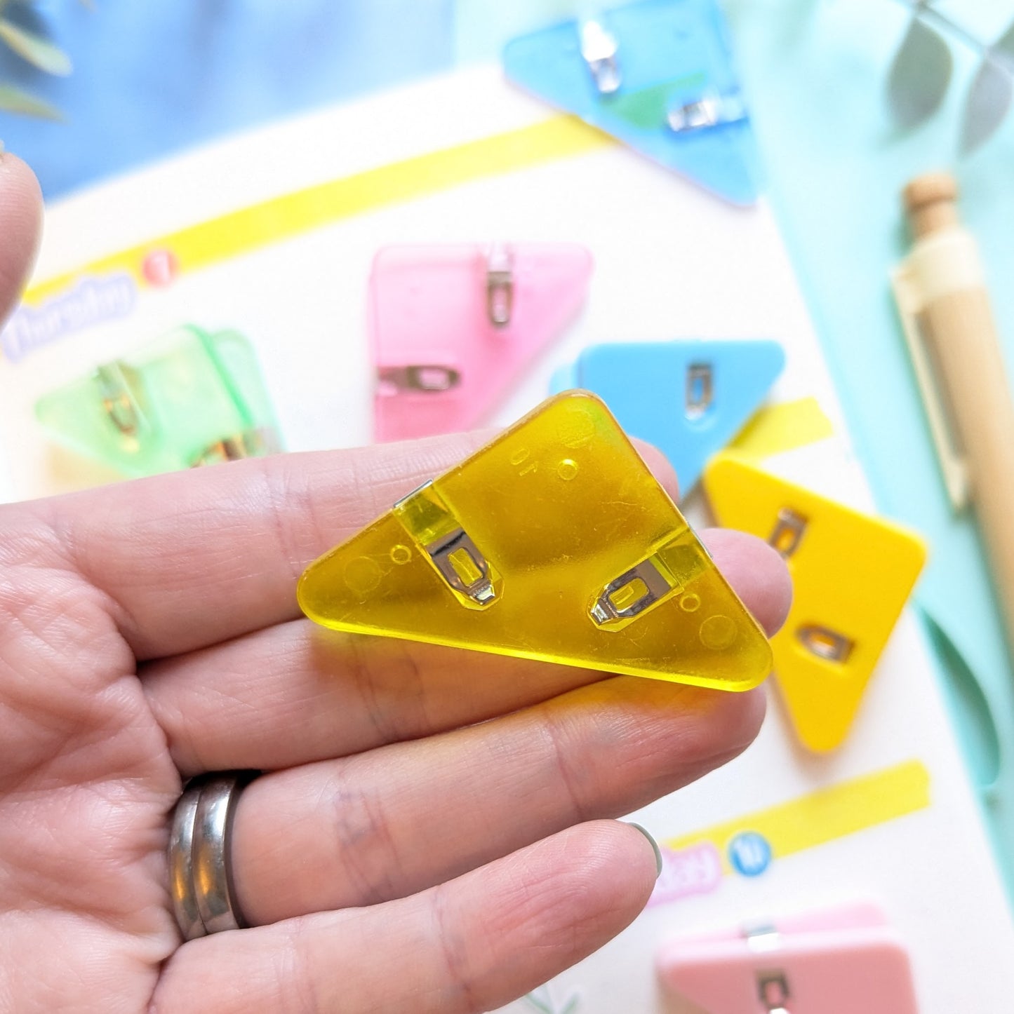 Corner Paper Clip Bookmark