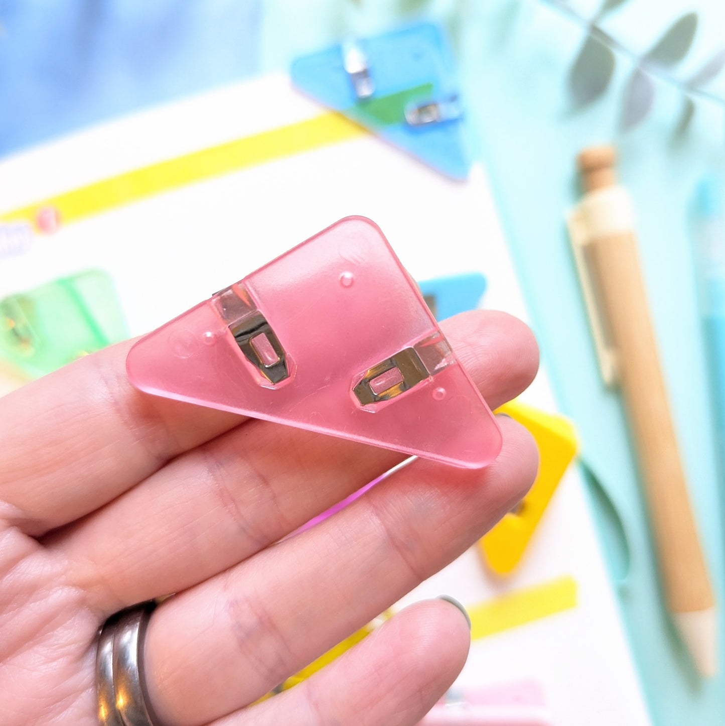 Corner Paper Clip Bookmark