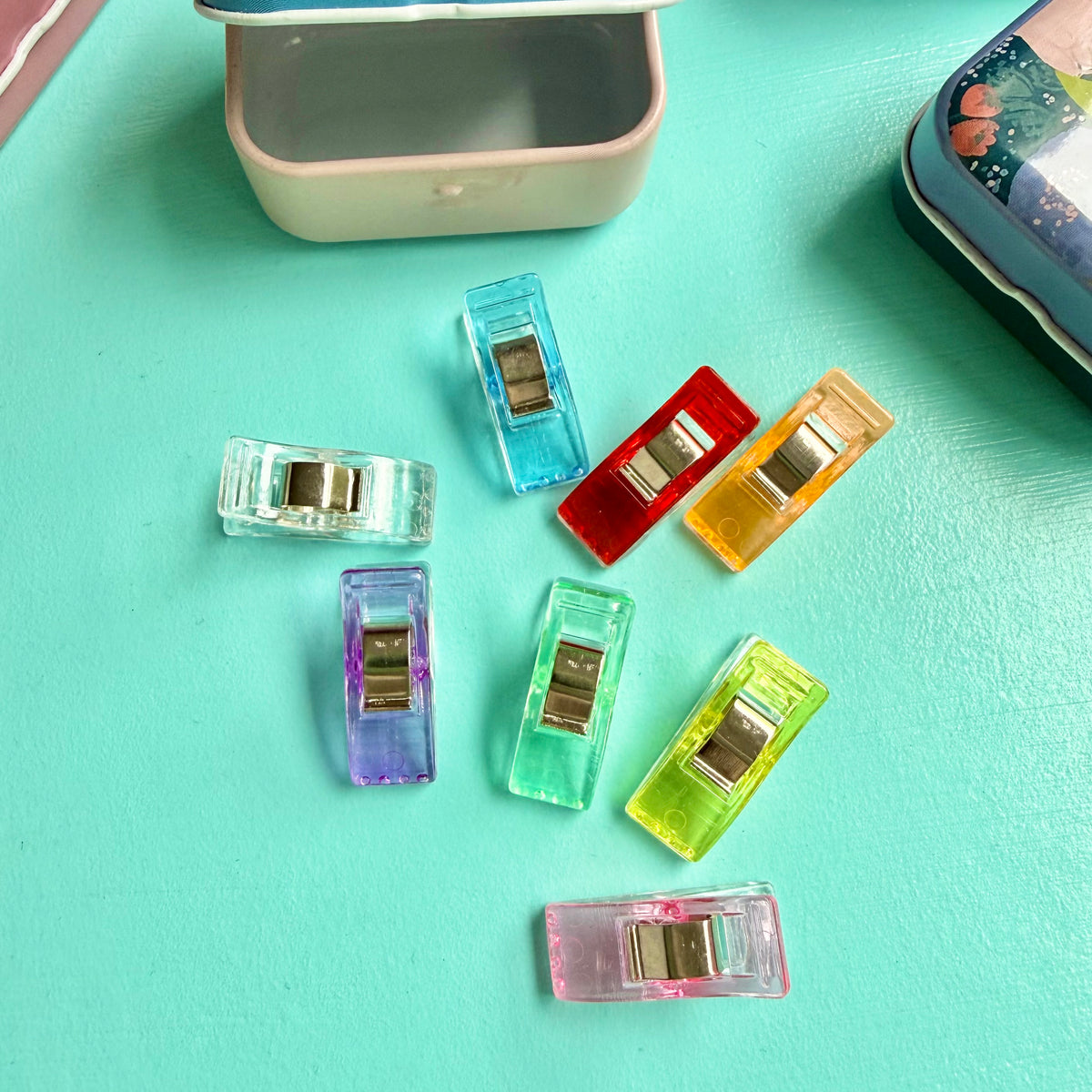 Floral Craft Clip Tin – 8 Multi-Use Clips for Sewing & Paper Crafts