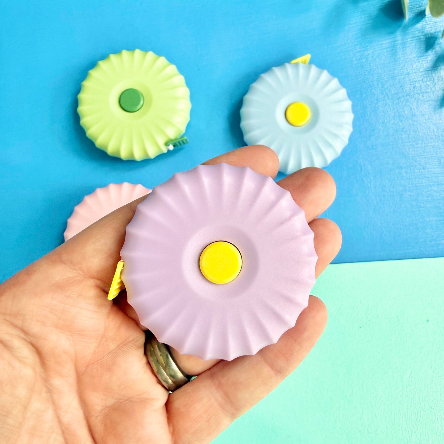 Flower Retractable Tape Measure