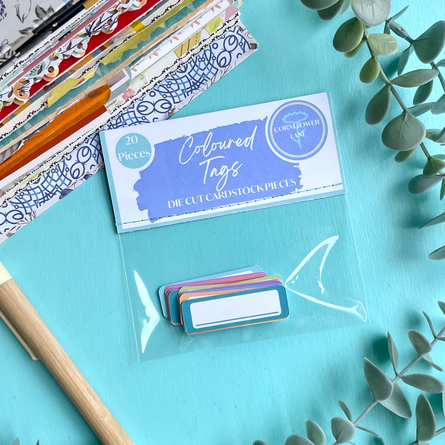 20 Coloured Tag Die Cuts